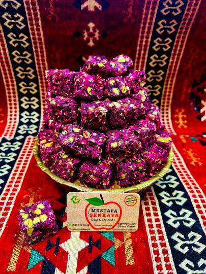 Gül Yapraklı Fıstıklı Lokum 500gr